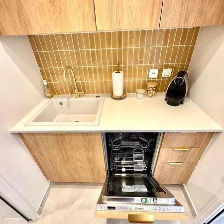 L'elegant,4pers,piscine,2 Parkings,climatisation Lägenhet *