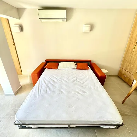 L'elegant,4pers,piscine,2 Parkings,climatisation Lägenhet