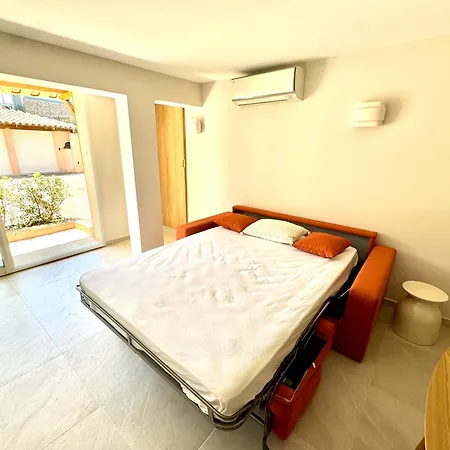 L'elegant,4pers,piscine,2 Parkings,climatisation *