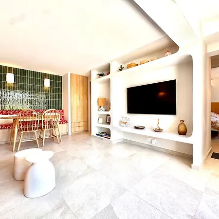Apartament L'elegant,4pers,piscine,2 Parkings,climatisation Saint-Tropez